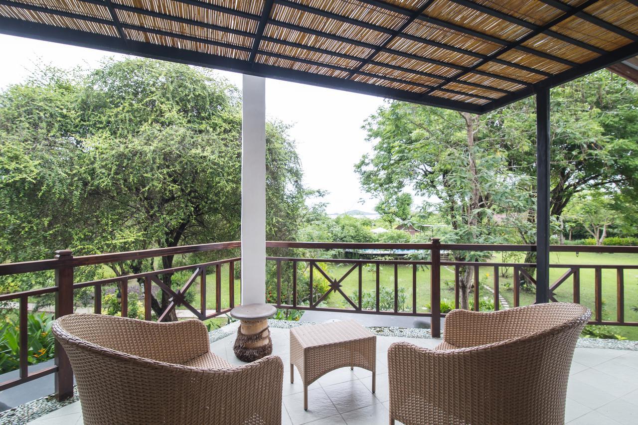 Bajo Komodo Eco Lodge Лабуан-Бахо Экстерьер фото