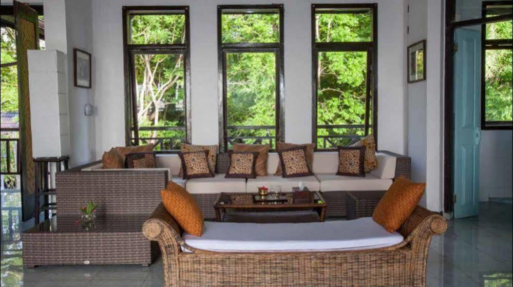 Bajo Komodo Eco Lodge Лабуан-Бахо Экстерьер фото